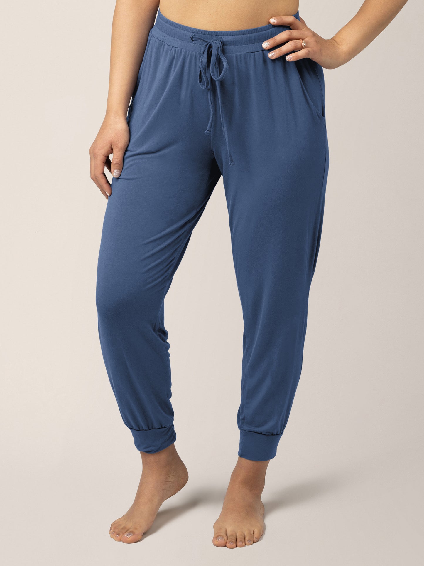 Bottom of a model wearing the Everyday Lounge Jogger in Slate Blue