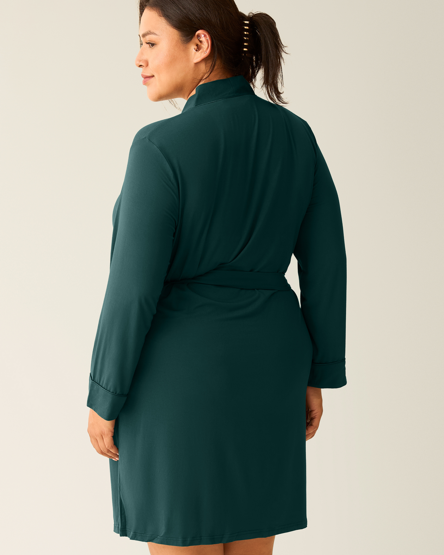 Back of woman wearing the Clea Bamboo Robe in Evergreen