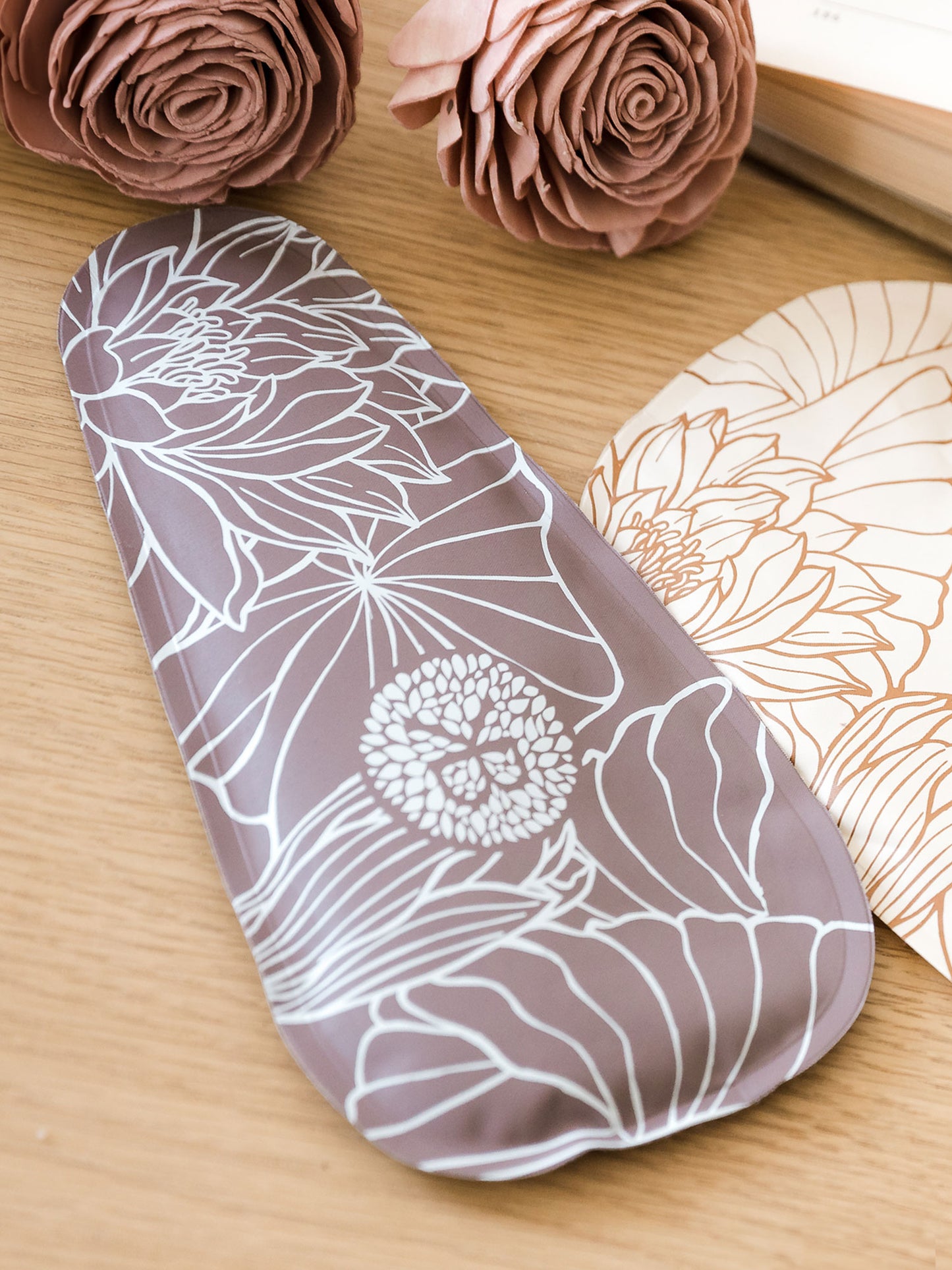Soothing Perineal Gel Pack against a table