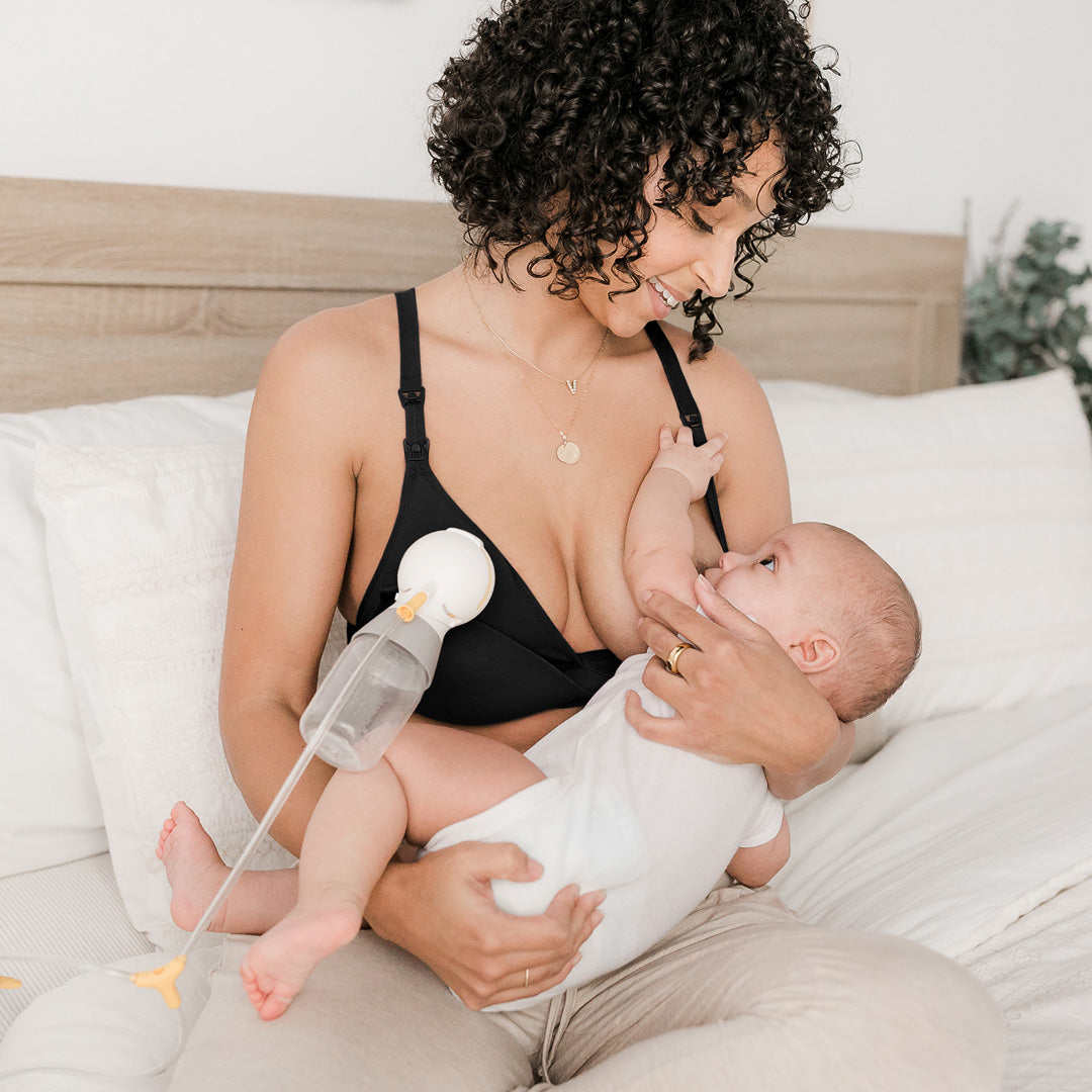 Hands-free breastfeeding bra without rims postpartum