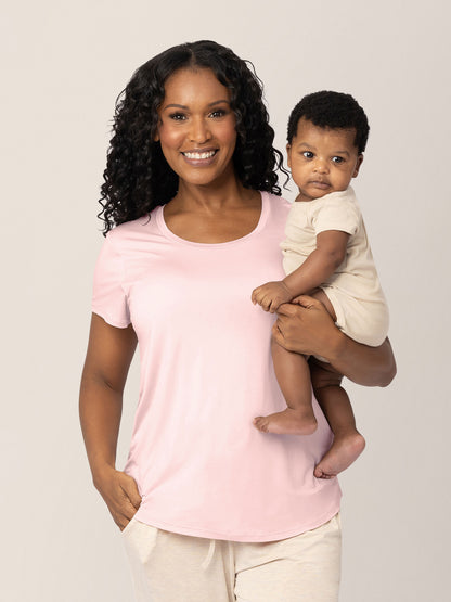 Model wearing the Everyday Maternity & Nursing T-shirt in Dusty Pink @model_info:Rashé is wearing a Small.