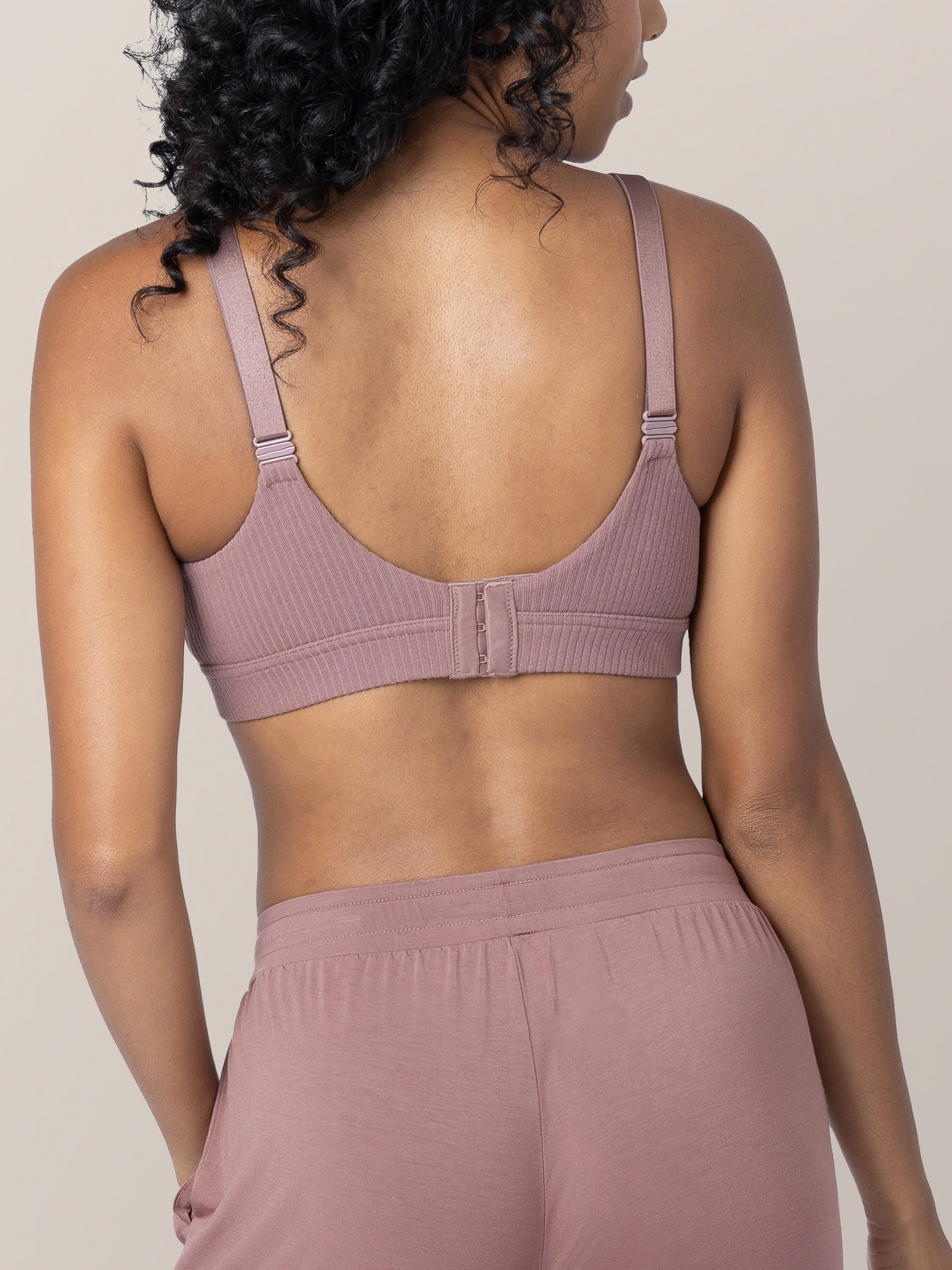 Back of a model wearing the RIbbed Cotton Maternity & Nursing Bra in Twilight.