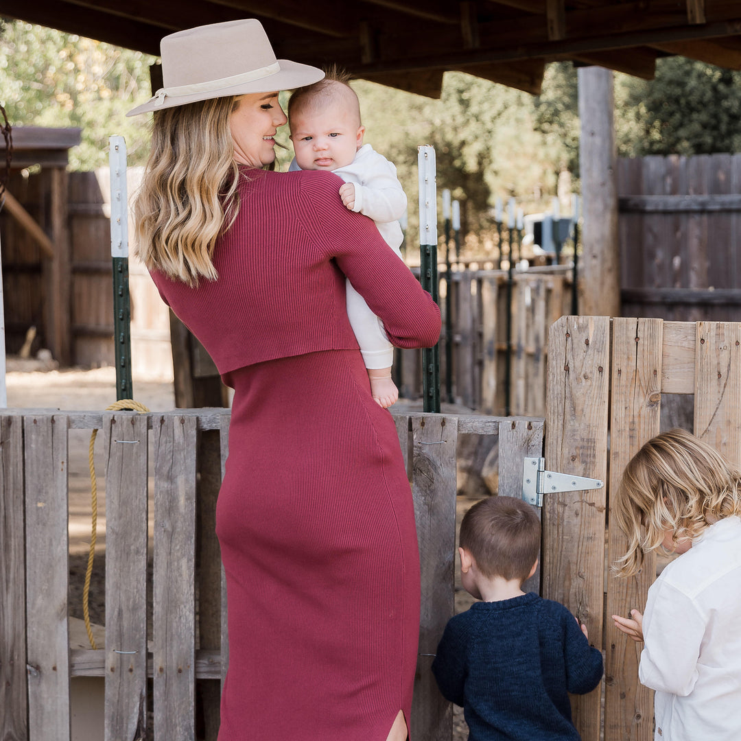 Breastfeeding Friendly Dresses — Elizabeth Hite Photography