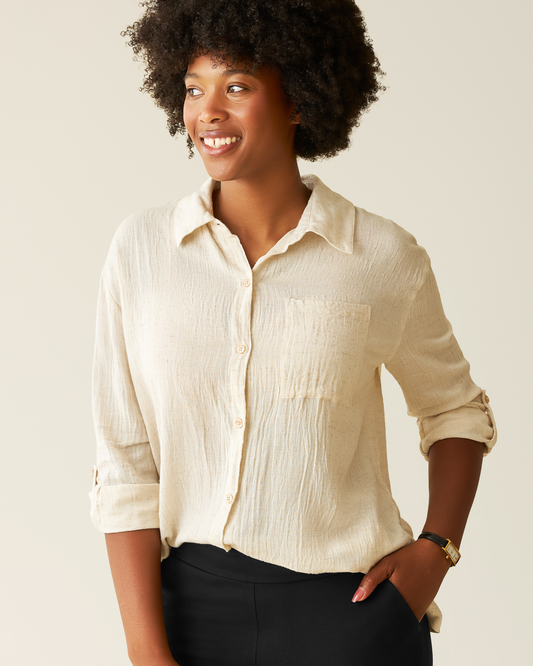 @model_info:Kyra is wearing a Small.