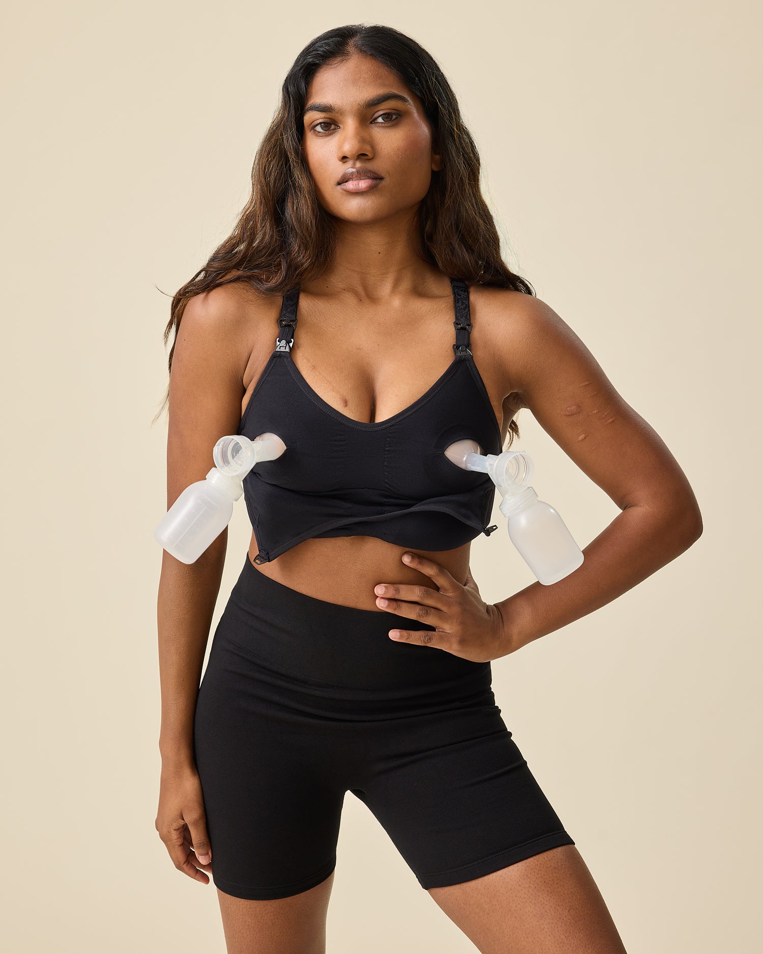 Sublime® Hands-Free Pumping & Nursing Sports Bra | Black - Kindred
