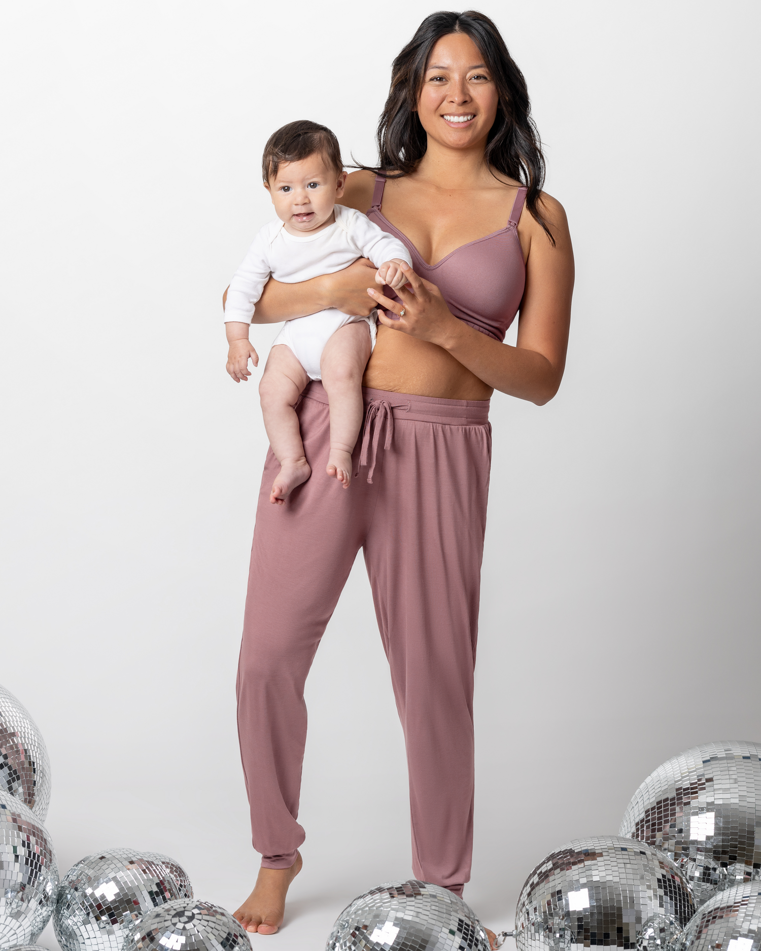 Signature Sublime® Contour Maternity & Nursing Bra 2