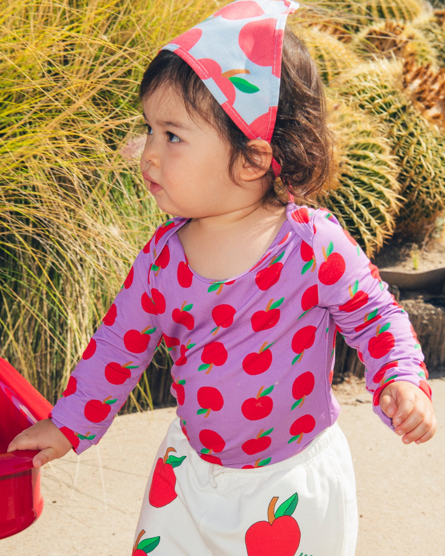 @model_info:Penelope is 2 years old and wearing 18-24 months.