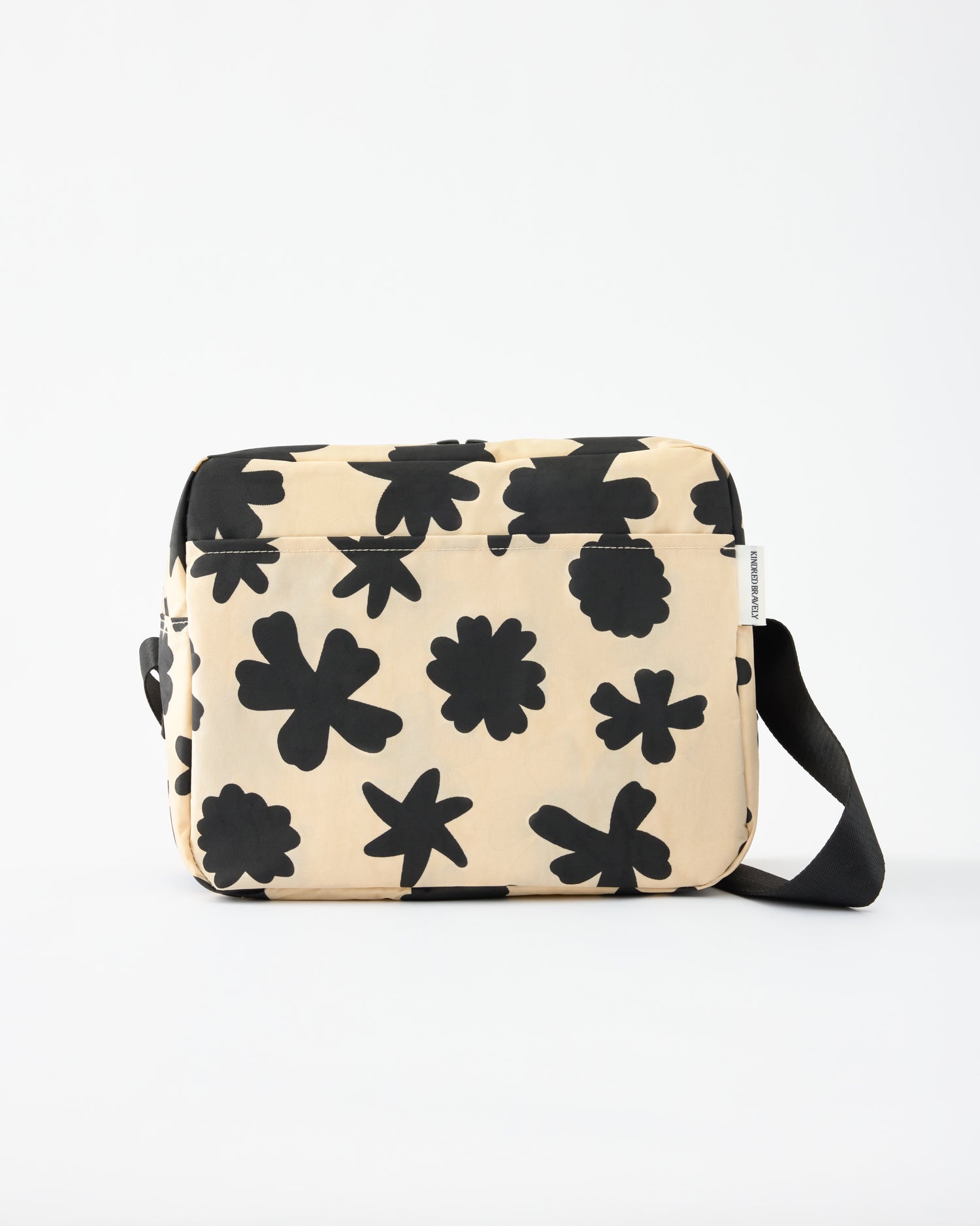 Jumbo Cooler Bag in Cream Chamomiles,  on a beige background