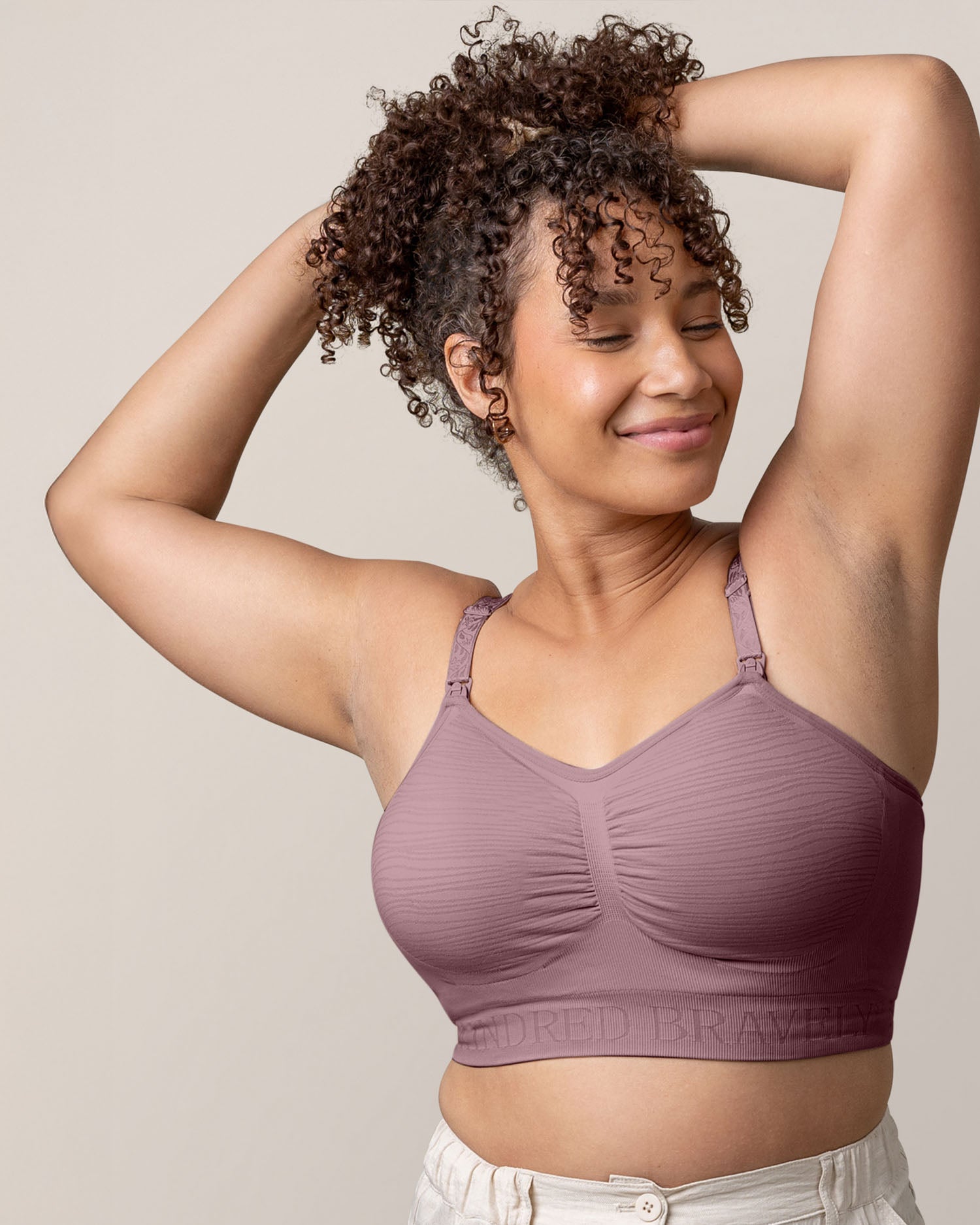 Model wearing the Sublime® Hands-Free Pumping & Nursing Bra in Twilight @model_info:Alysha is wearing a Large.