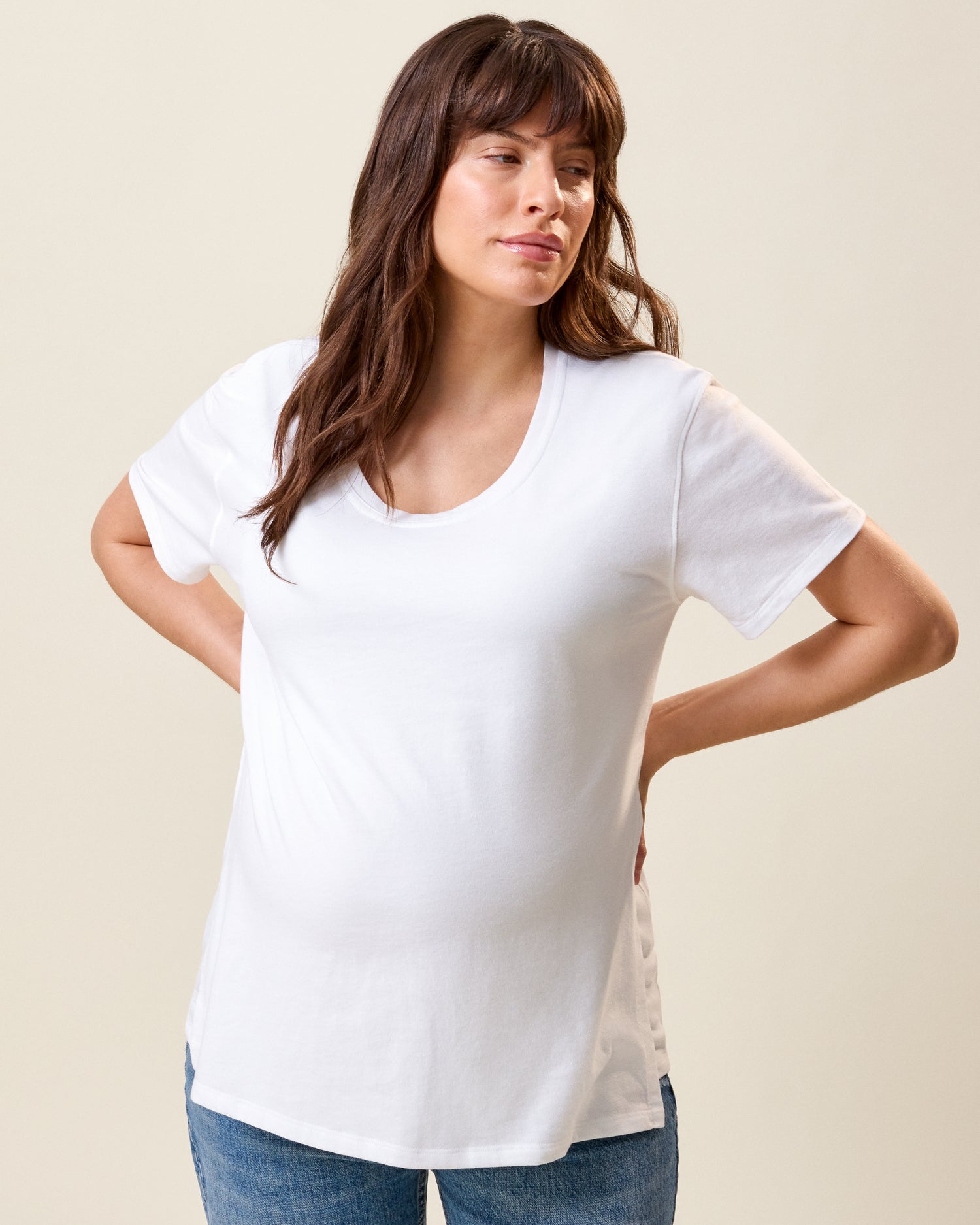 Front view of model wearing Relaxed Cotton Maternity & Nursing T-shirt in White on a neutral background@model_info:KJ is wearing a Medium.