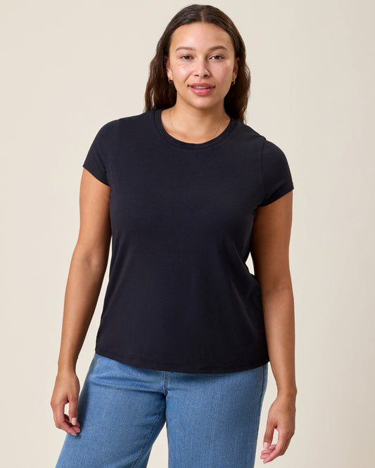 Front view of model wearing Slim Fit Modal Nursing T-shirt in Black on a neutral background@model_info:Alana is wearing a Large.