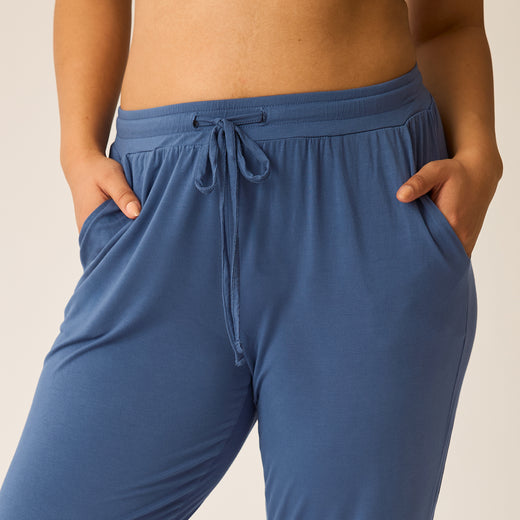 Person wearing the Everyday Lounge Jogger in Slate Blue