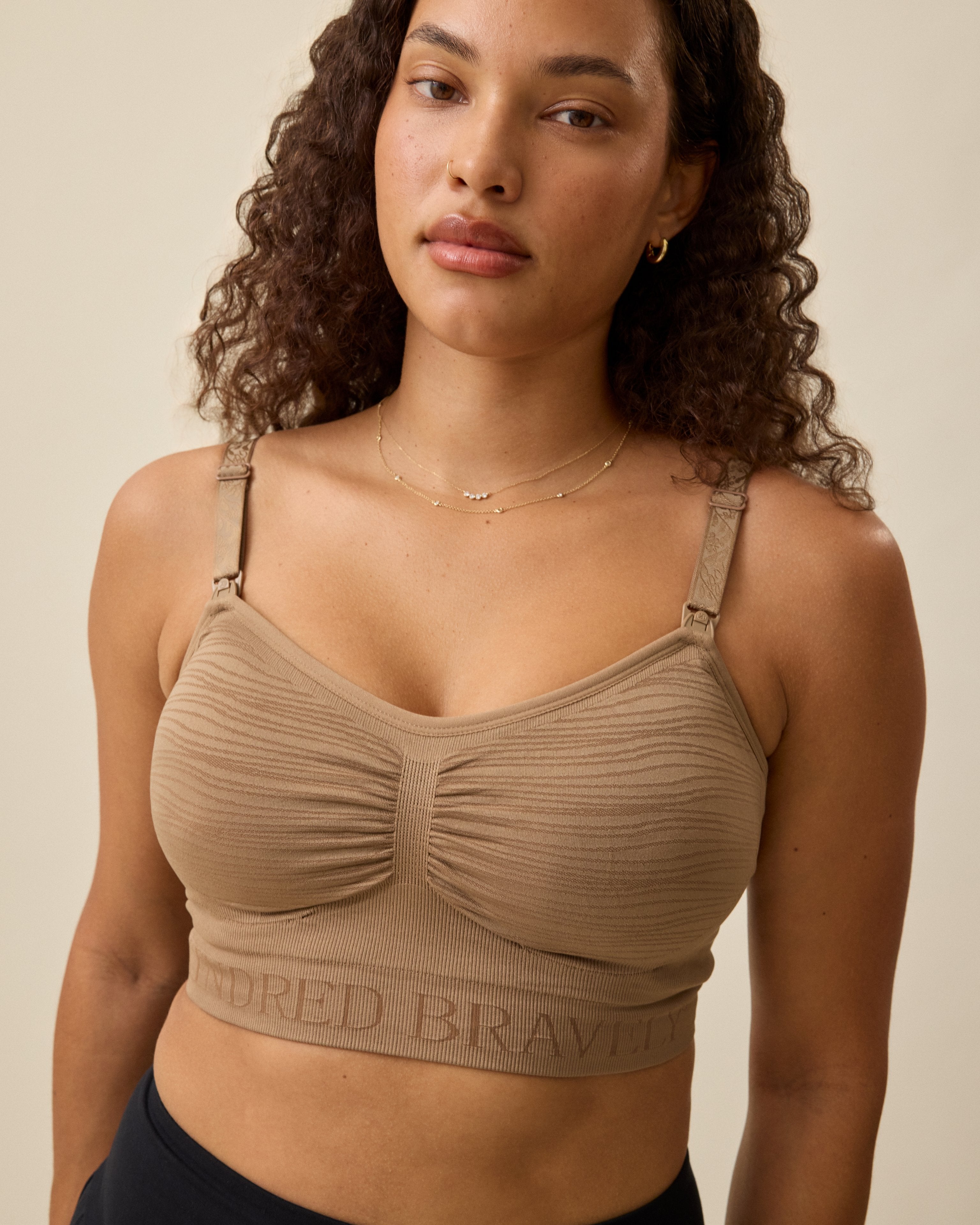 Sublime® Hands-Free Pumping & Nursing Bra | Latte – Kindred Bravely