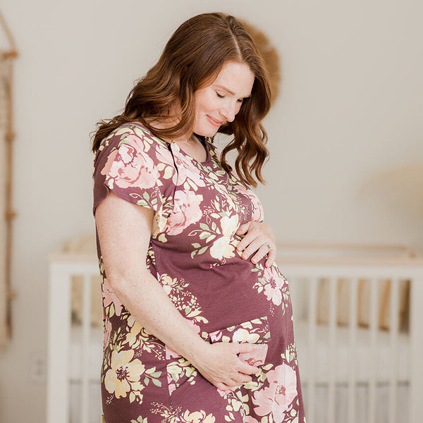 Three Little Tots Mommy Labor & Delivery Nursing Gown in Black Ribbed