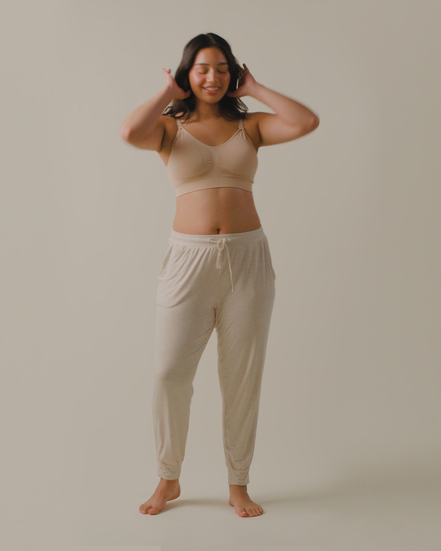 Video of model wearing the Everyday Lounge Jogger