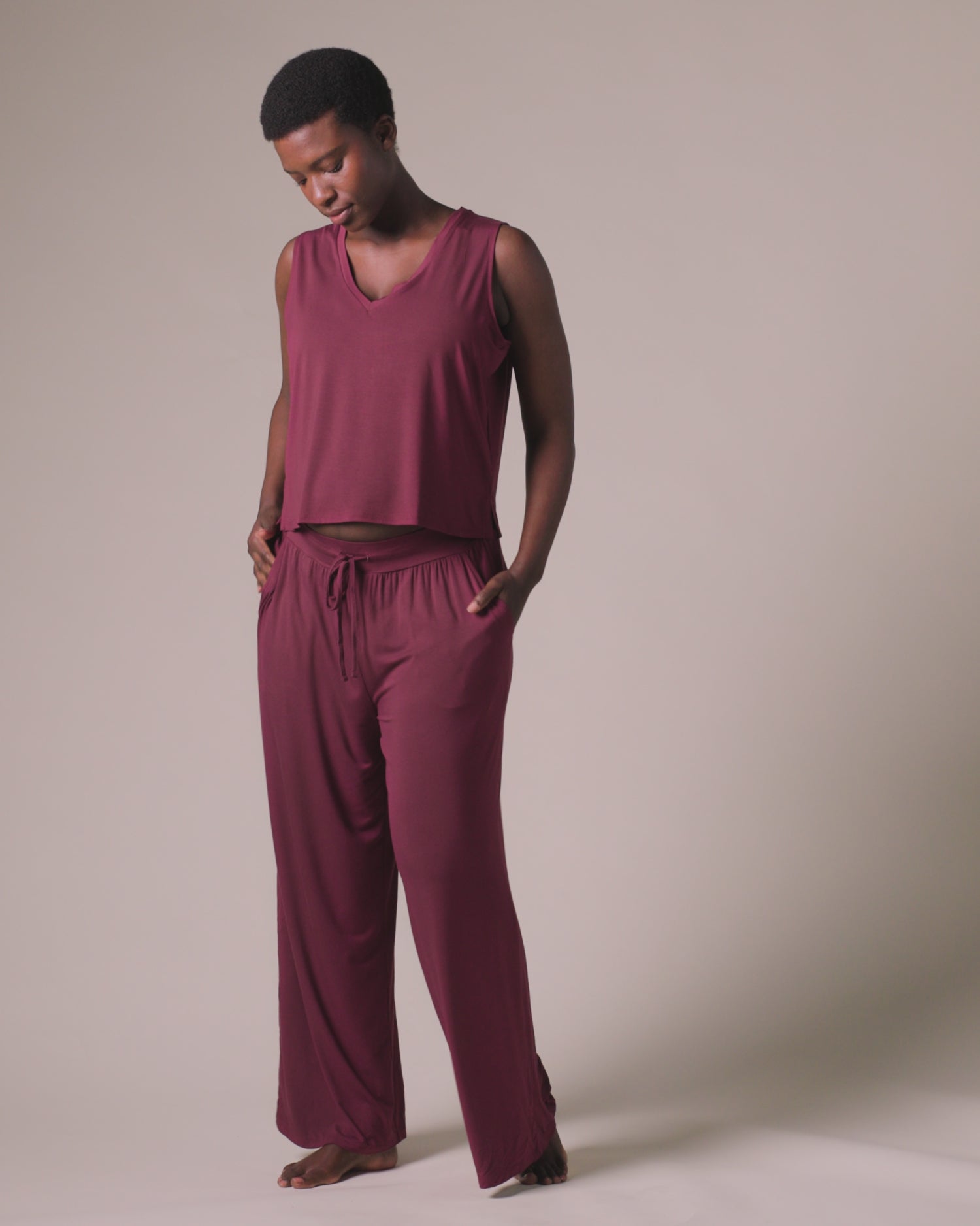 Video showing the Aria Bamboo Cropped V-neck Tank in Deep Burgundy