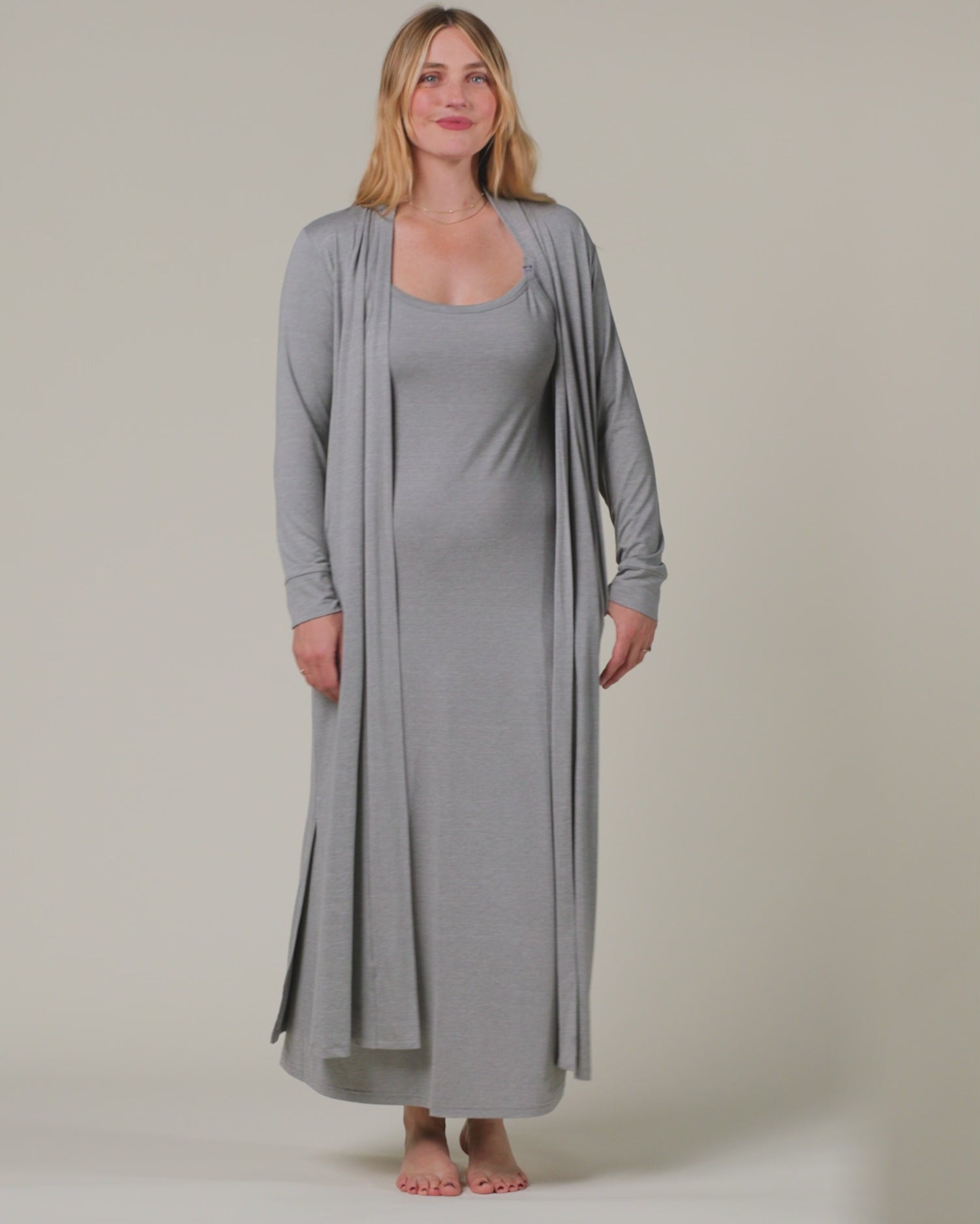 Video of model wearing the Sunday Set on a neutral background