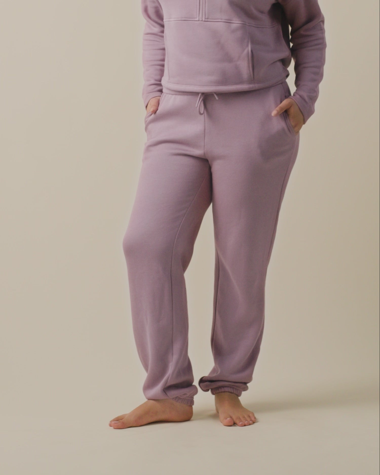 woman wearing the Cloud Fleece Jogger in Dusty Mauve